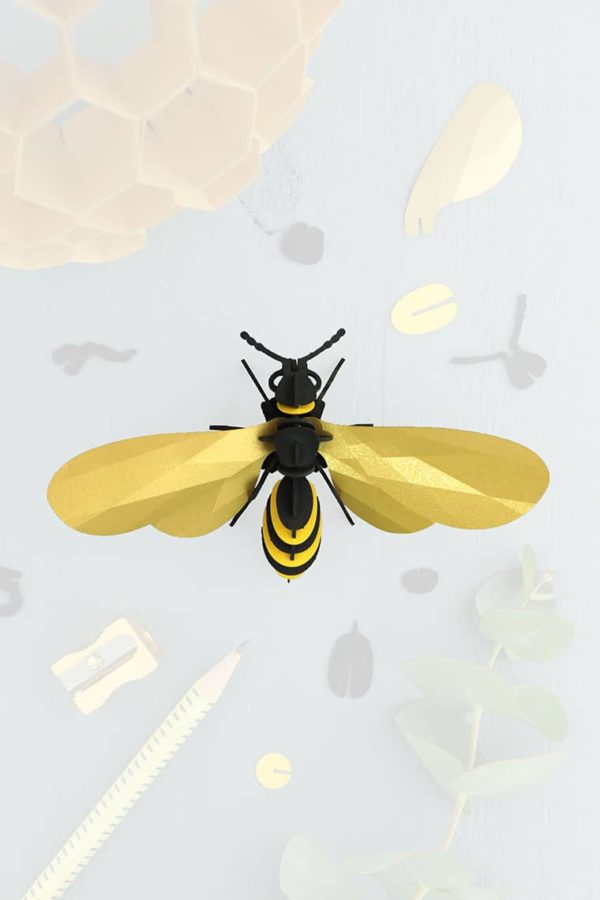 Assembli 3d paper insect wasp gold